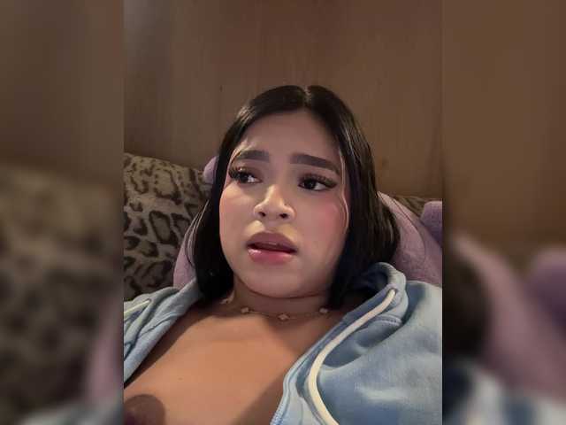 LauraSierra's BongaCams show and profile