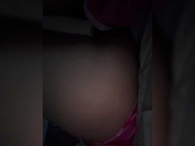 LauraSierra's BongaCams show and profile