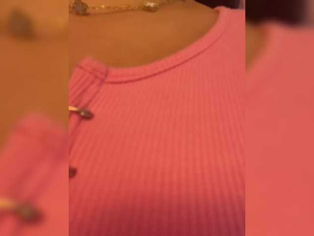 LauraSierra's BongaCams show and profile