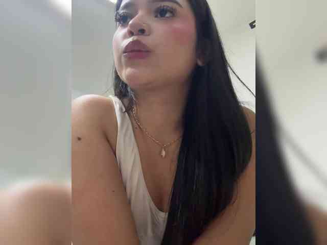 LauraSierra webcam