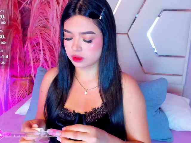 LauraSierra webcam