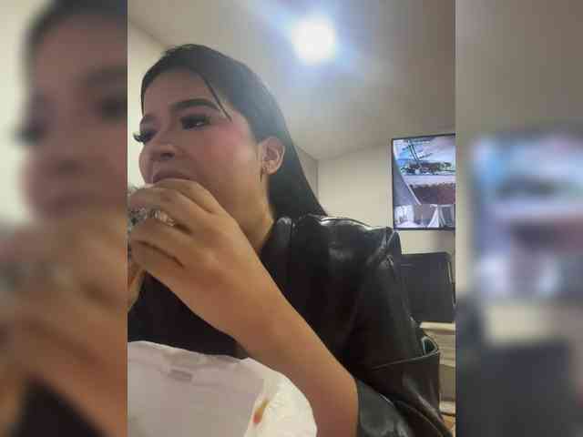 LauraSierra webcam