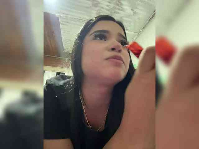 LauraSierra webcam