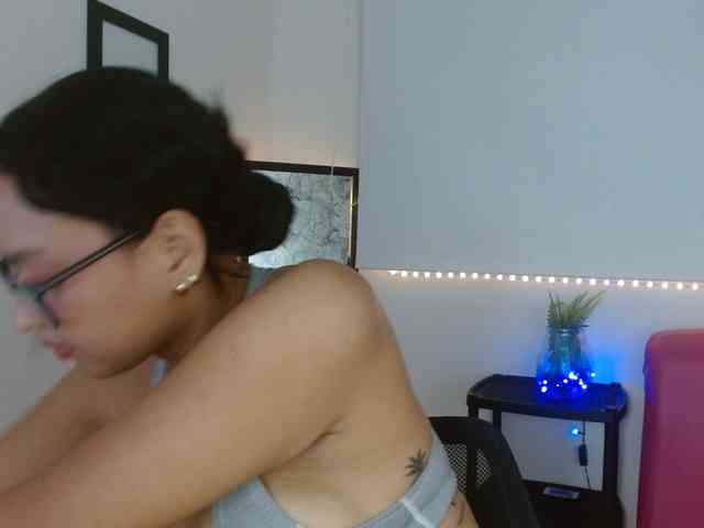 kata-miller webcam