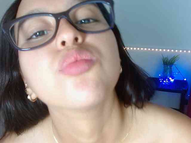kata-miller webcam