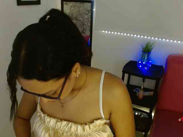 kata-miller webcam