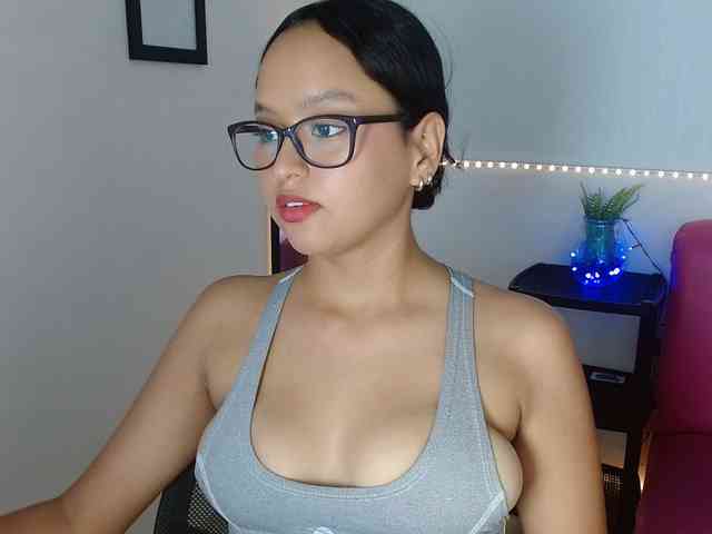 kata-miller webcam
