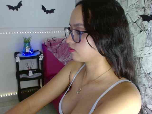 kata-miller webcam