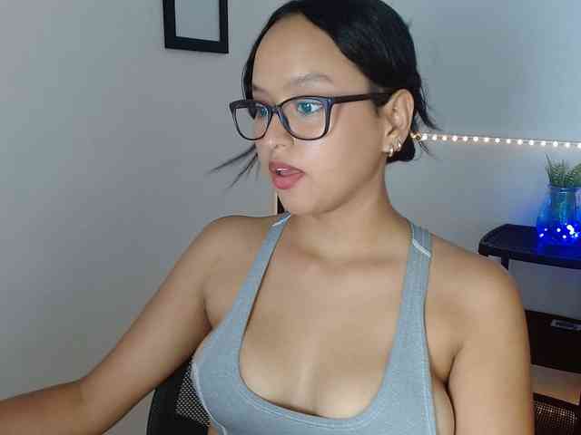 kata-miller webcam