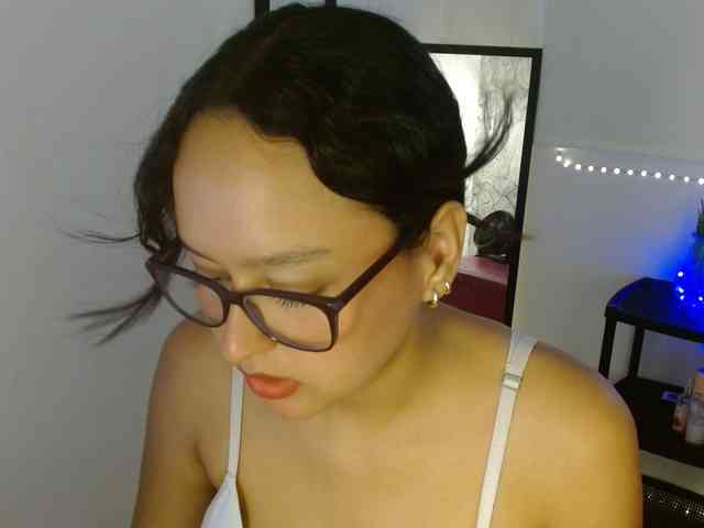 kata-miller webcam
