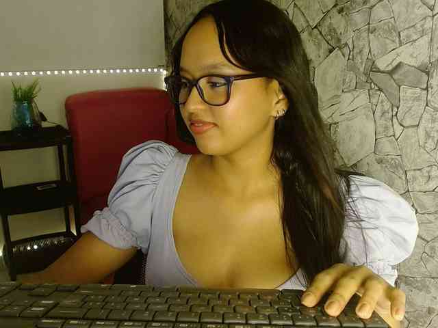 kata-miller webcam