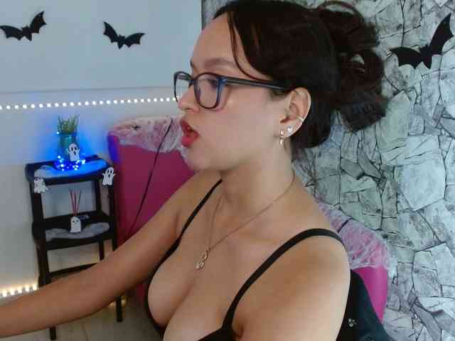 kata-miller webcam