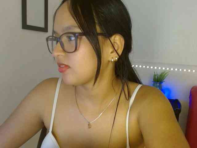 kata-miller webcam