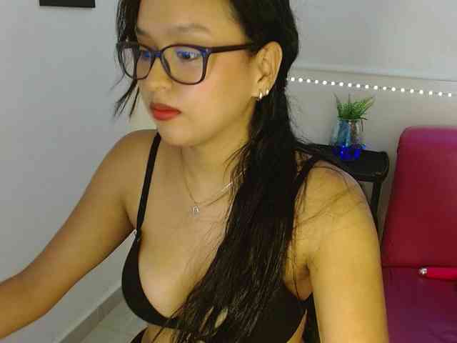 kata-miller webcam