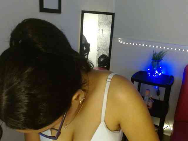 kata-miller webcam
