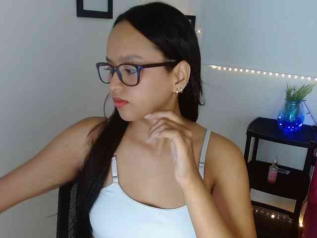 kata-miller webcam
