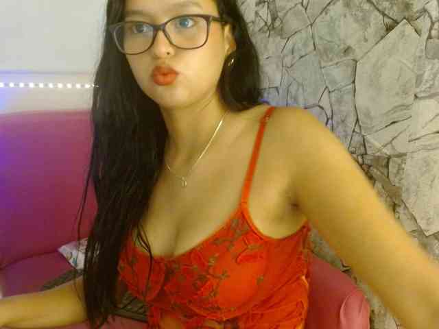kata-miller Live Webcam on BongaCams