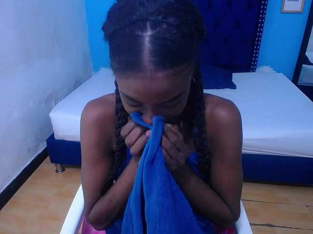 goldenn-ass's BongaCams show and profile