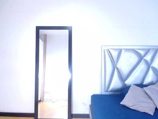 goldenn-ass from BongaCams