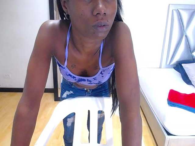  goldenn-ass chat room