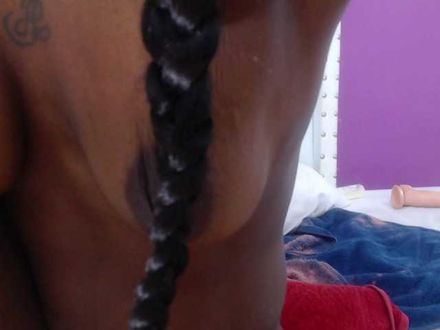  goldenn-ass chat room