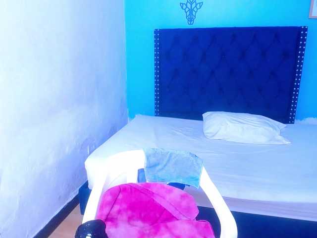 goldenn-ass's BongaCams show and profile