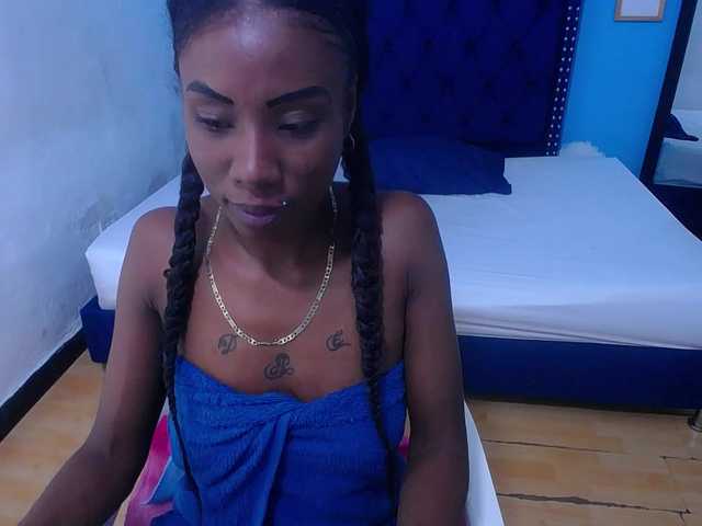 goldenn-ass's BongaCams show and profile