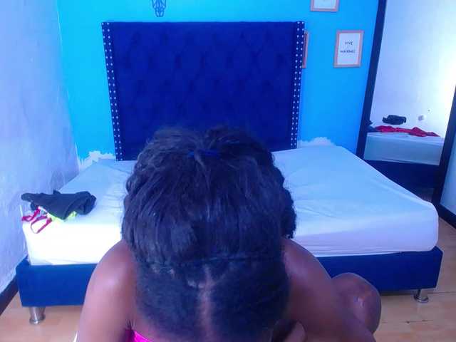 goldenn-ass's BongaCams show and profile