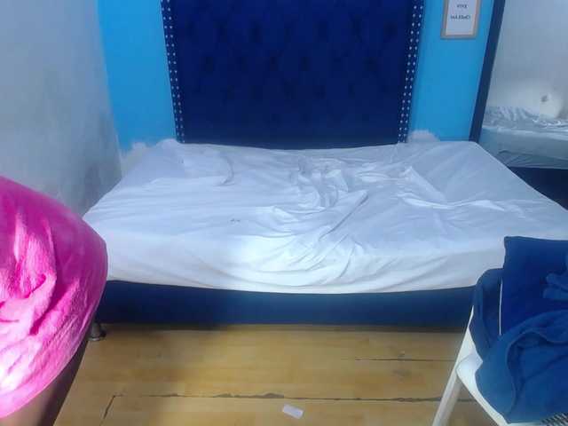 goldenn-ass's BongaCams show and profile