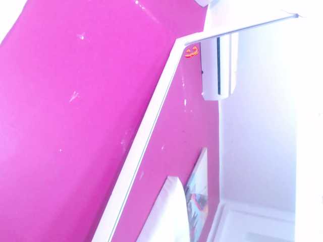 goldenn-ass's BongaCams show and profile