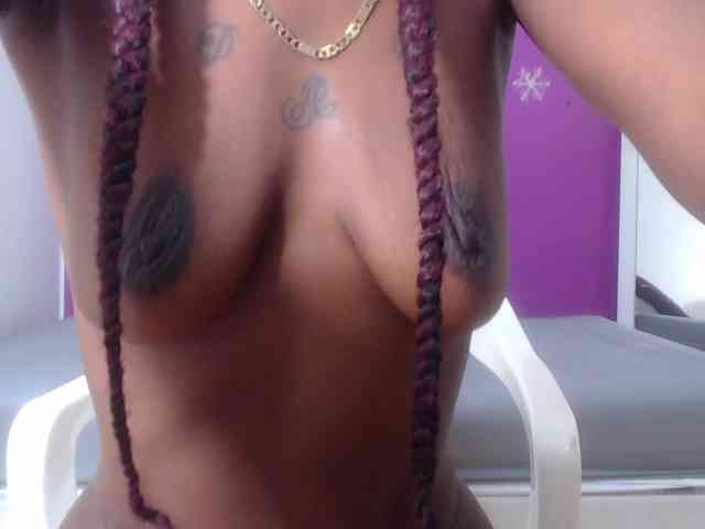 goldenn-ass webcam