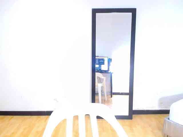 goldenn-ass webcam
