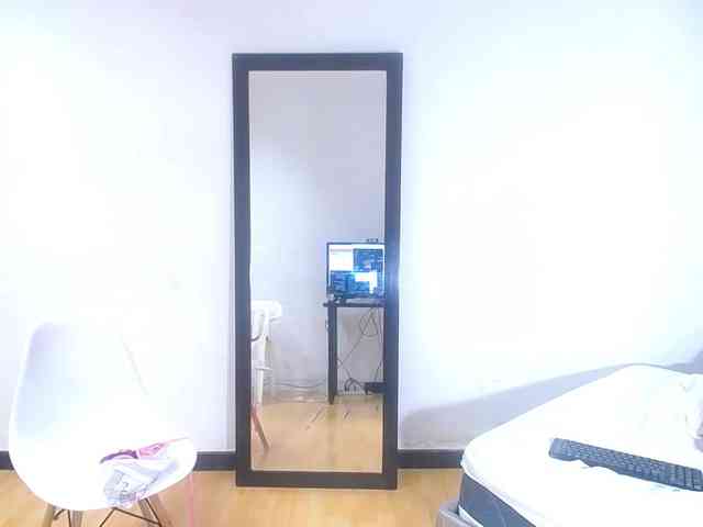 goldenn-ass webcam