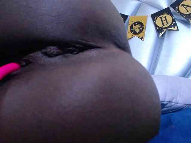 goldenn-ass webcam