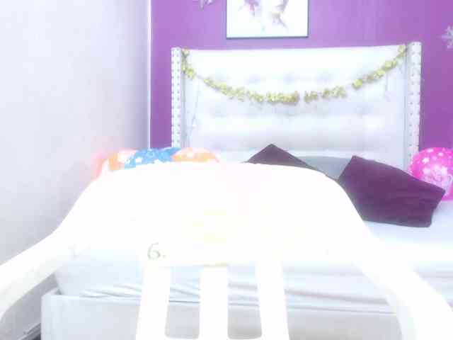 goldenn-ass webcam