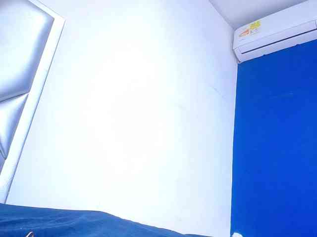 goldenn-ass webcam