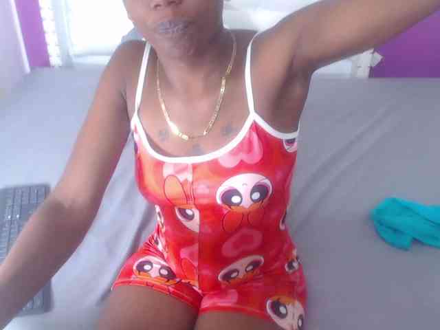 goldenn-ass webcam