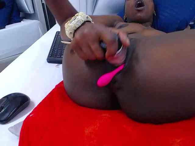 goldenn-ass webcam
