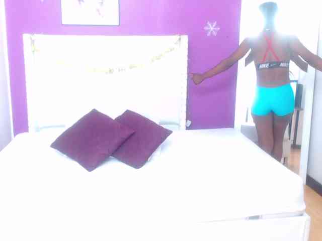 goldenn-ass webcam