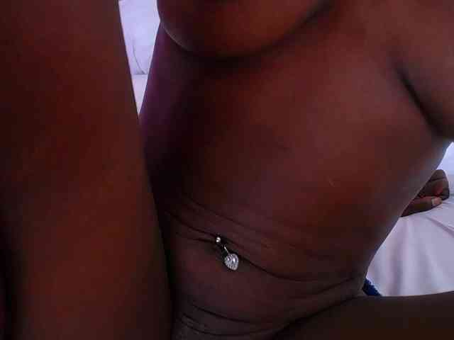 goldenn-ass webcam