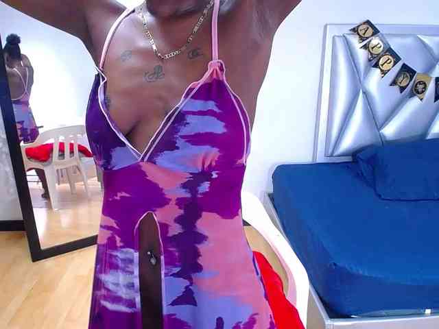 goldenn-ass webcam