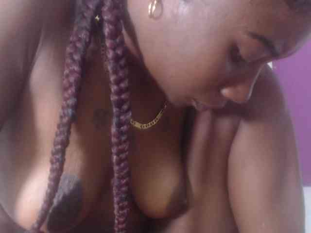 goldenn-ass webcam