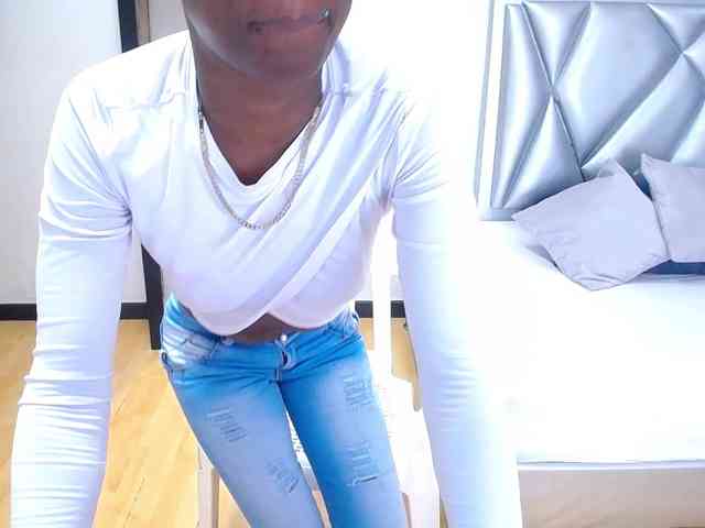goldenn-ass webcam