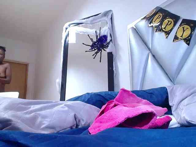 goldenn-ass webcam