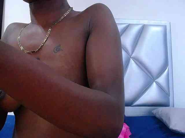 goldenn-ass webcam