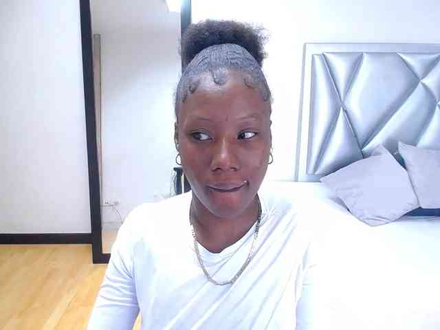 goldenn-ass webcam