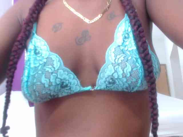 goldenn-ass webcam