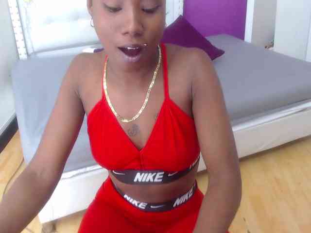 goldenn-ass webcam