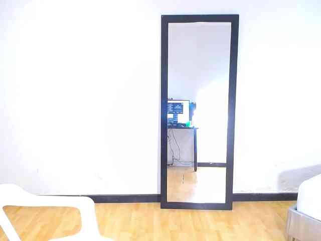 goldenn-ass webcam