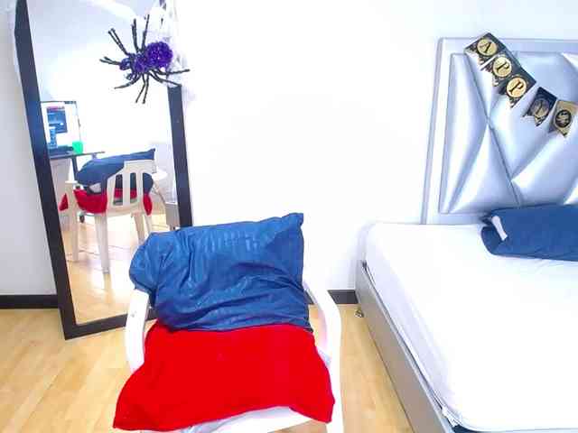 goldenn-ass webcam